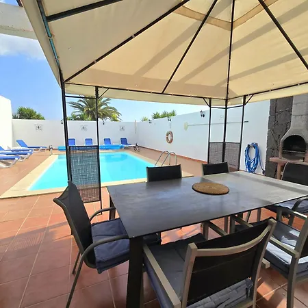 Casa Georgiana, Playa Blanca, Private Heated Pool ヴィラ *