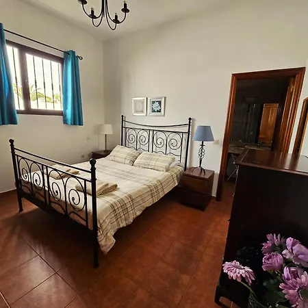 Casa Georgiana, Playa Blanca, Private Heated Pool プラヤ・ブランカ